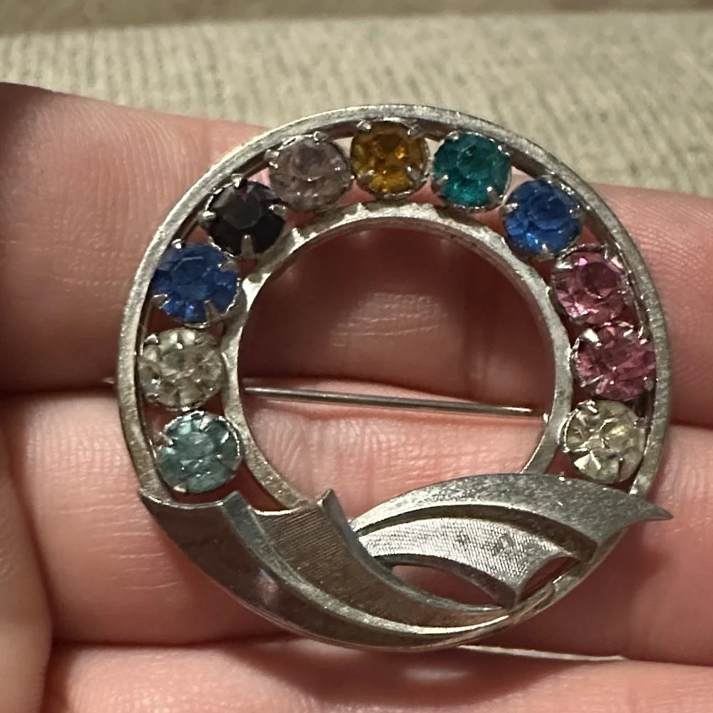 1/20 12k GF VTG Multicolor Gemstone Brooch